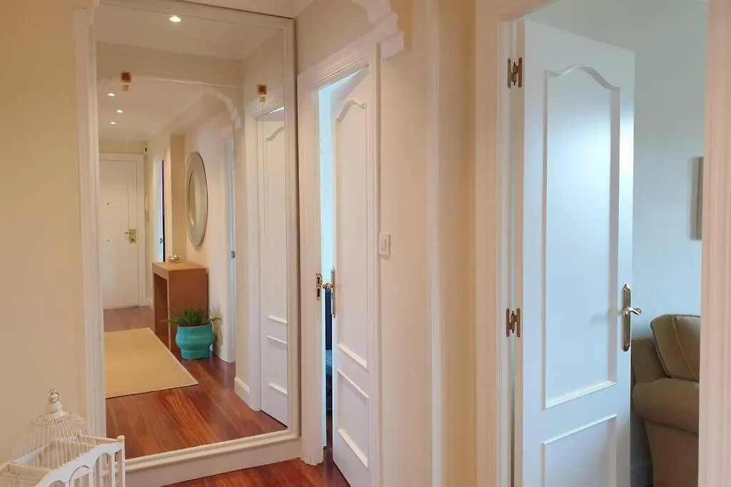 Superbright Apartment Close To Beaches & Metro Urduliz