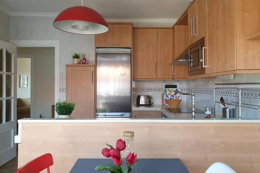 Superbright Apartment Close To Beaches & Metro Urduliz 0*,  España